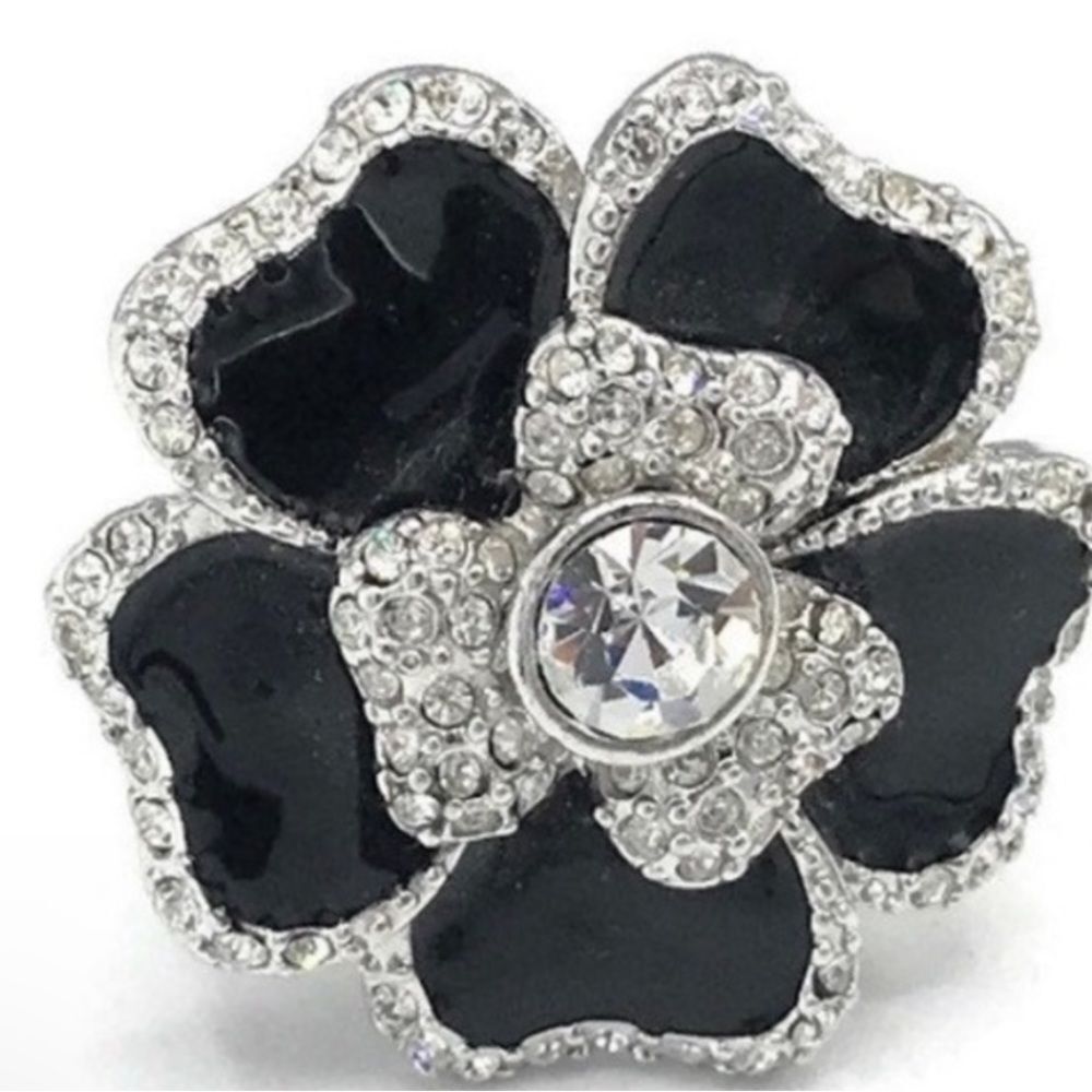 Lia Sophia Dahlia ring statement black NWT 🏷 Sz 5 (XSmall)